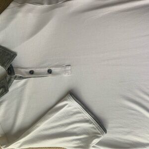 Travis Mathew Golf Polo – White – Size Small